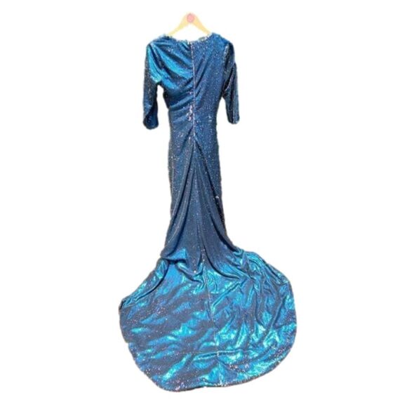 Kevan Hall iridescent sequin gown with train - Picture 5 of 16